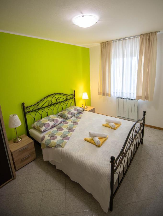 Apartments Vrenjak 2 포르토로즈 외부 사진